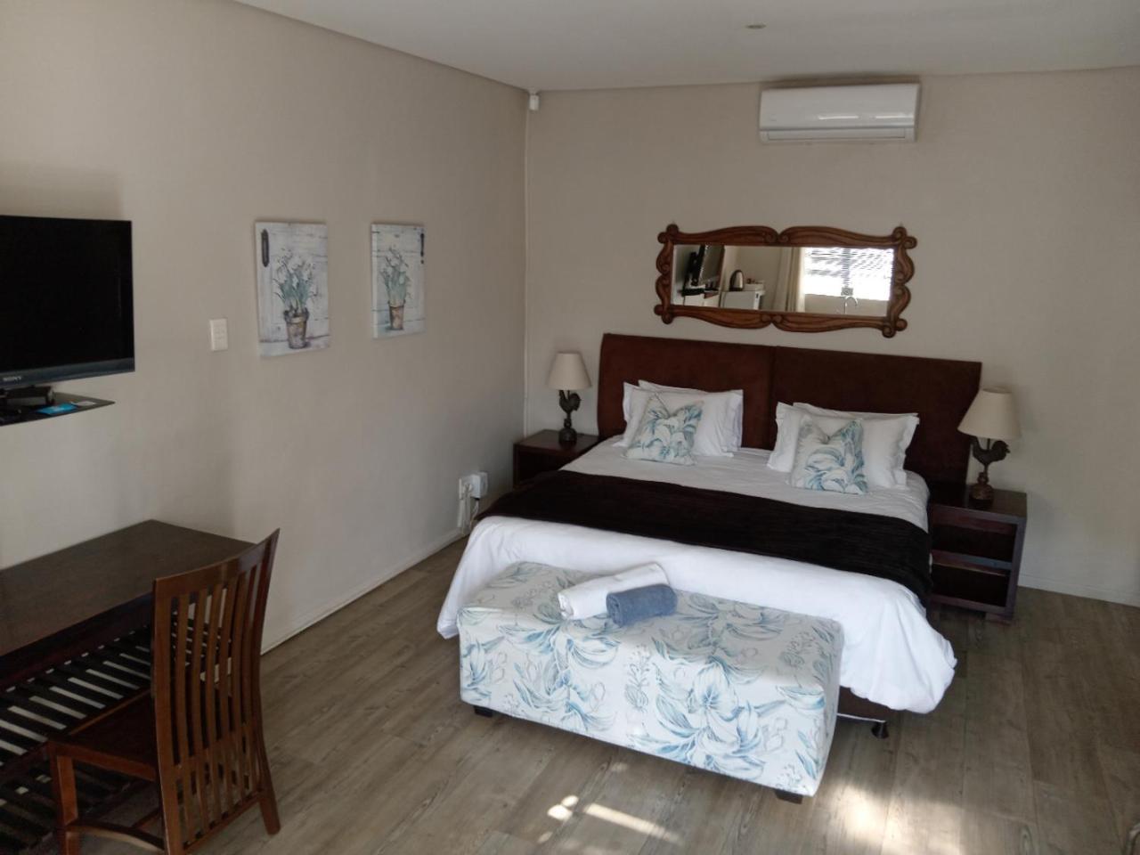 Bed and Breakfast Urban Manor Puerto Elizabeth Exterior foto