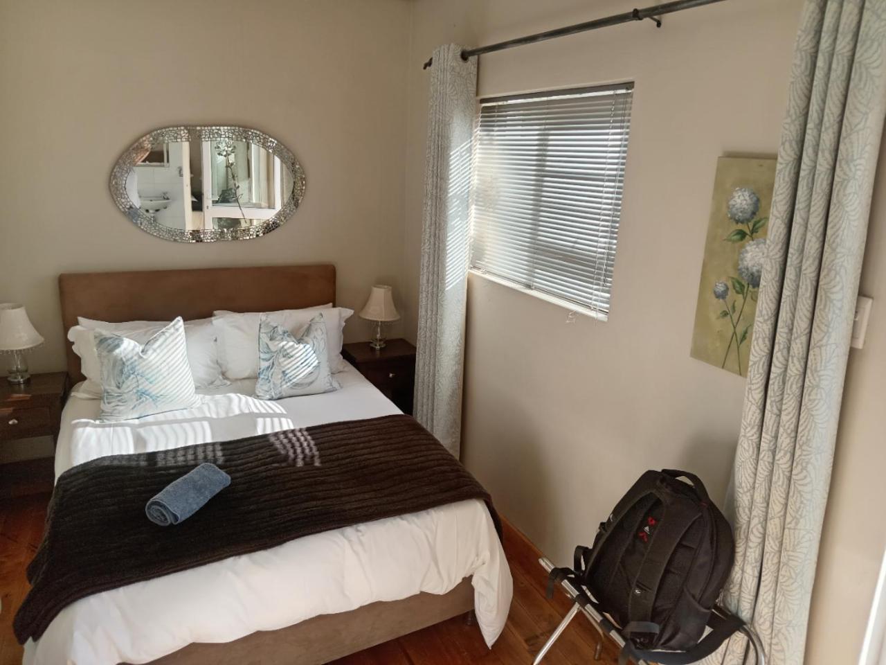 Bed and Breakfast Urban Manor Puerto Elizabeth Exterior foto